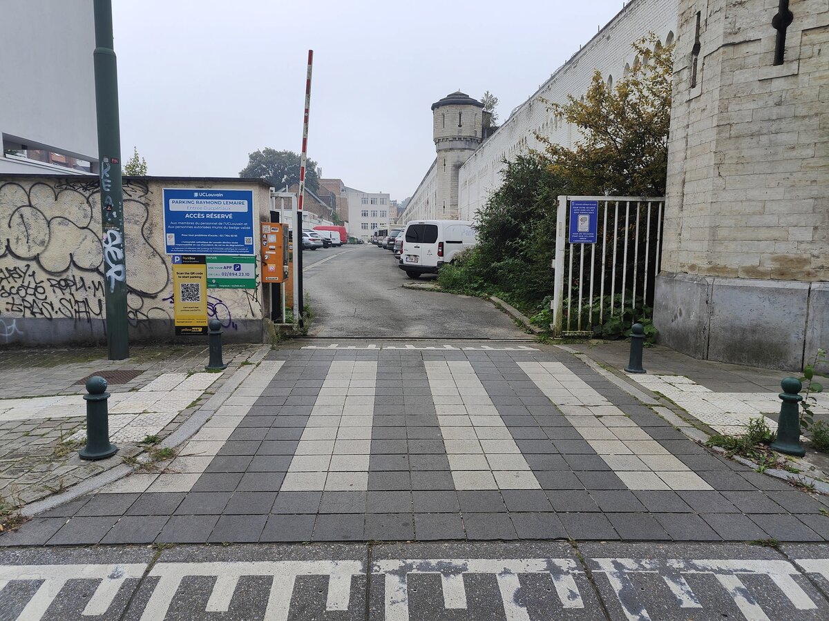 Parcheggio in Viale Ducpétiaux, Saint-Gilles