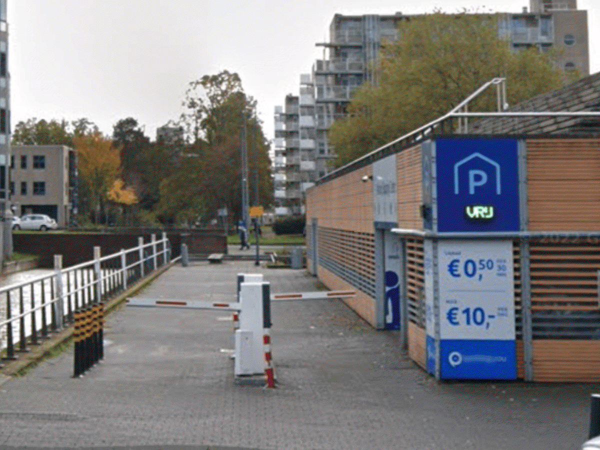 Parcheggio Alexandrium – Watermanweg