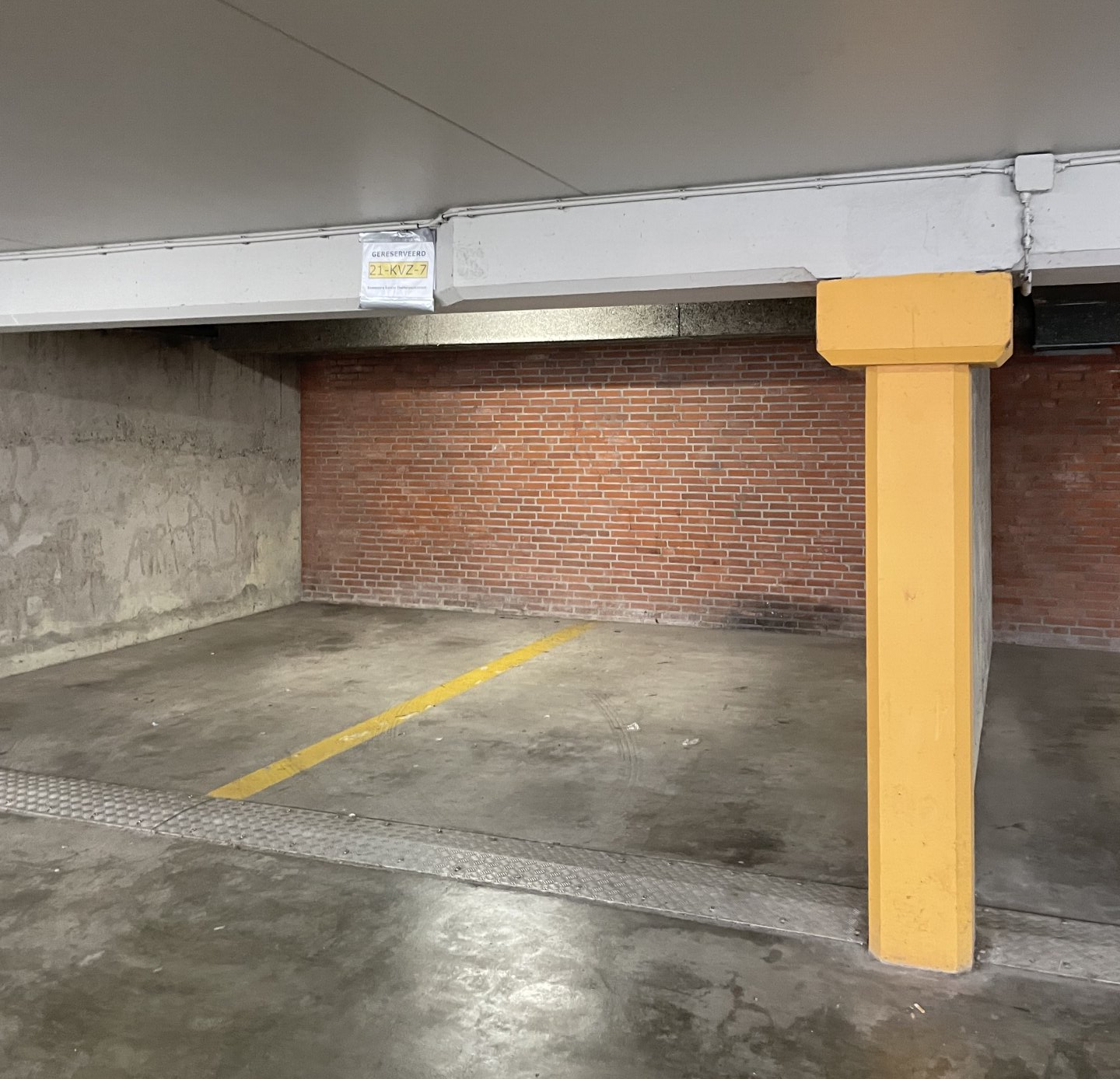 Posto auto di Douwe - parcheggio vicino all'Oosterpark di Amsterdam