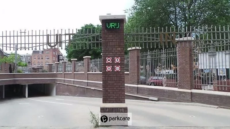 Jo's parkeerplaats - parkeren dichtbij Foodhallen & Filmhallen Amsterdam