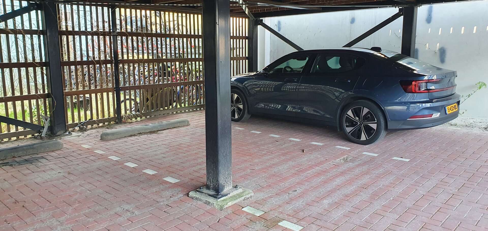 Pauls parkeerplaats - parkeren dicht bij NDSM Wharf, Amsterdam Noord