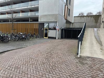 Parkeren Laak – Waldorpstraat, Den Haag