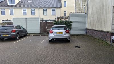 Posto auto di Navya - parcheggio vicino al Leidsche Rijn Centrum