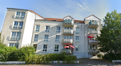 Neha's Parking Spot - parking close to Schloss Schönebeck Bremen-Vegesack