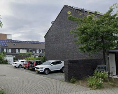 Roya's Parking Spot – Parkplatz nahe dem Céramique District, Maastricht