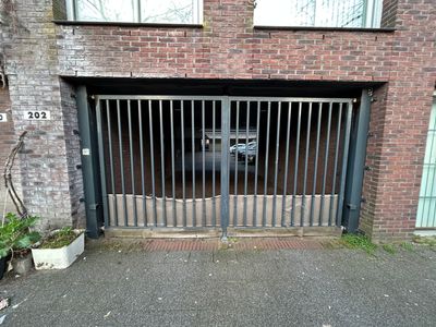 Parkplaats dichtbij  de Haagse markt per uur beschikbaar