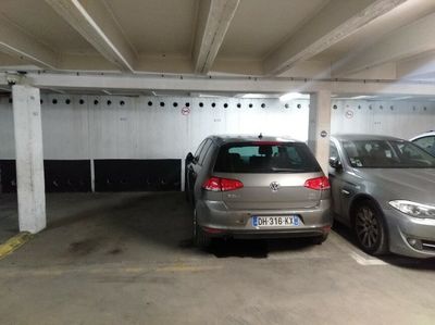 Psts Parkplatz - Parken in der Nähe des Place d'Italie Paris 13