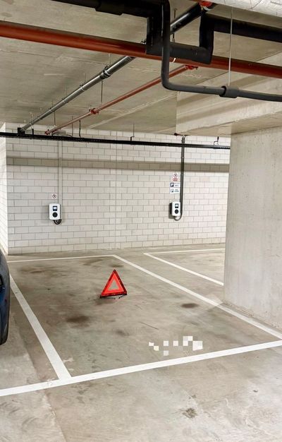 Haarlemmerweg Parkplatz Amsterdam – Unterirdischer Stellplatz nahe Bos en Lommer