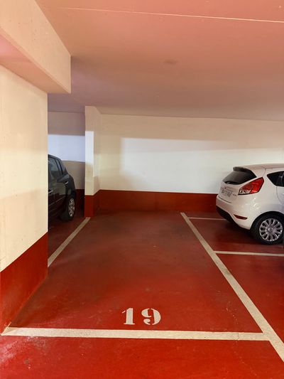 Parking Paris – in der Nähe der U-Bahn République – Platz 19