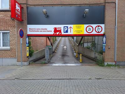 Parking Lot Avenue Herrmann-Debroux, Auderghem