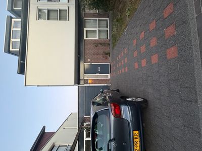 L’emplacement de parking de Yely - stationnement près de l’aéroport d’Eindhoven
