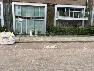 Robberts Parkplatz - Parken in der Nähe von Eureka Den Haag Rijswijk