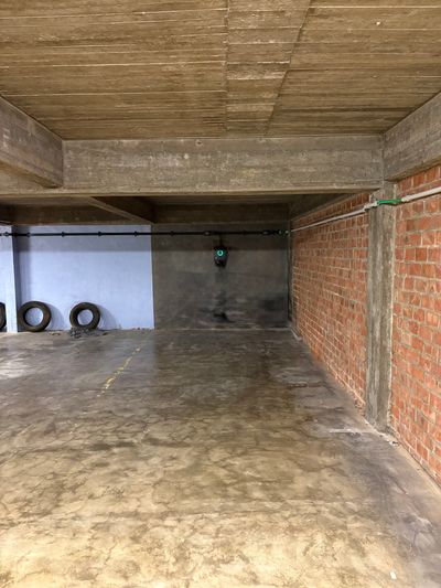 Parking in Antwerp-Zuid, Near the Courthouse