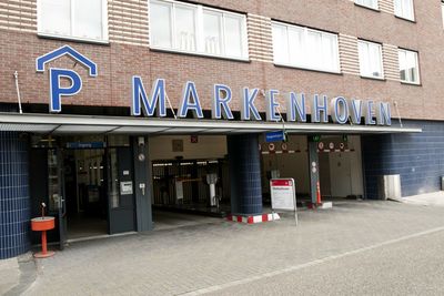 Amsterdam City Center indoor garage Markenhoven's Parking Spot - parking close to Artis Zoo Amsterdam