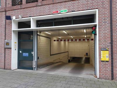 Parking Czaar Peterstraat-Cruquiusstraat Amsterdam Centre