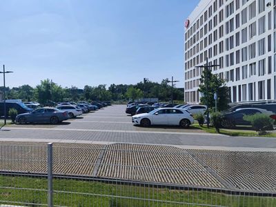 Parking avec service voiturier en plein air Aéroport de Francfort – Terminaux 1 et 2