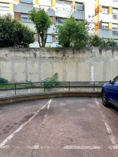 Le parking de Thomas - parking près de la Paris Expo Porte de Versailles, Saint-Lambert, 15e Arrondissement de Paris