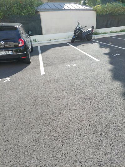Simon's Parking Spot - parking close to Courbevoie La Défense