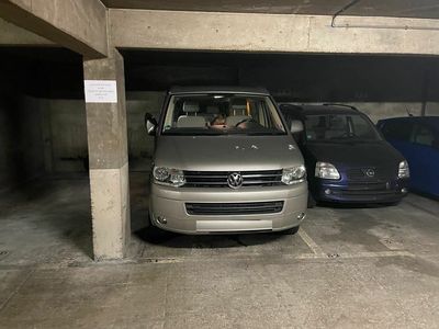 Queentys Parkplatz - Parken in der Nähe des Canal Saint-Martin