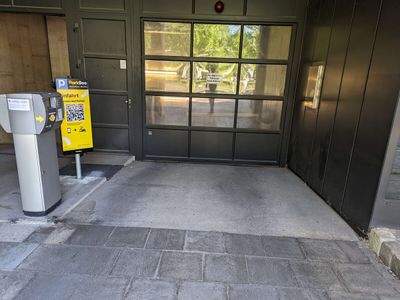 Aparcamiento Neuhausen – Vienna House Easy München