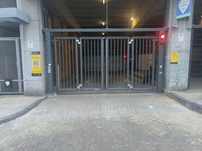 Parking Rue d'Angleterre, Brussels South Station