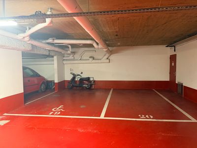Parken SUV Zentrum von Paris - Parken nahe der U-Bahn - Platz 20