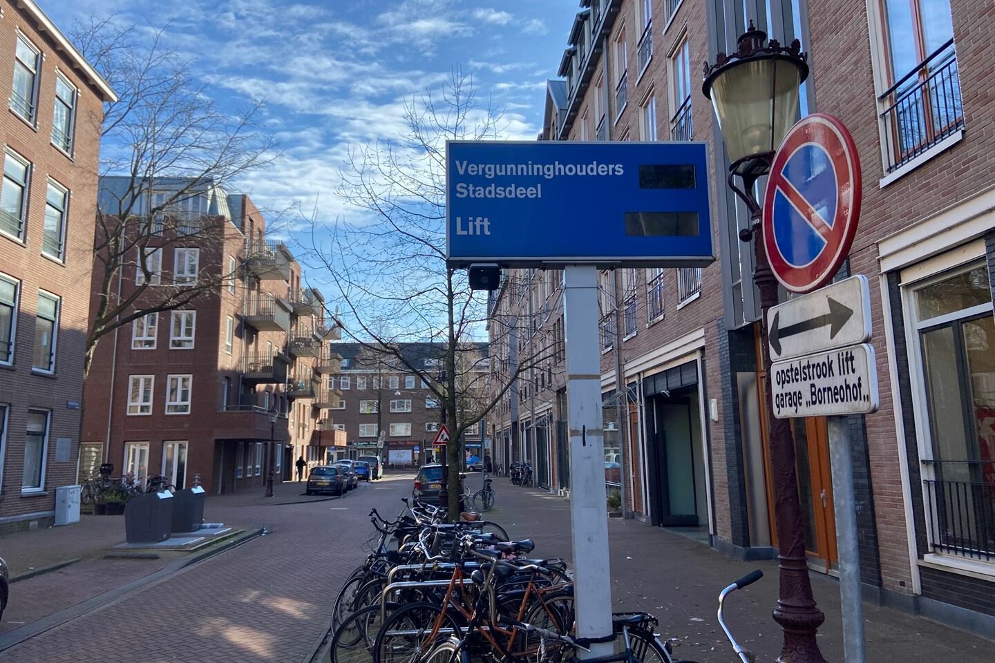 Posto auto di Bilal - parcheggio vicino alla stazione di Amsterdam Muiderpoort