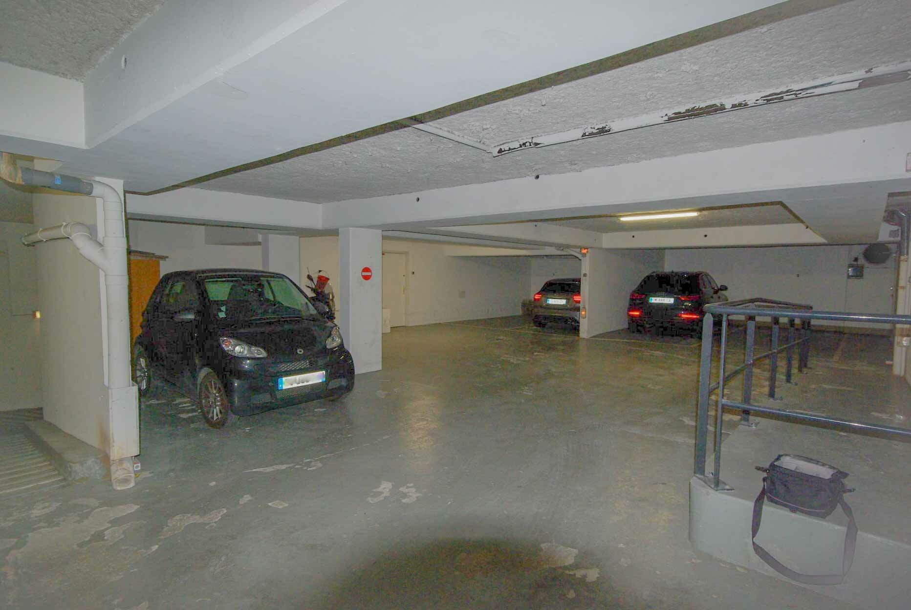 Posto auto di Pierre - parcheggio vicino alla Basilica del Sacré-Cœur Montmartre Parigi