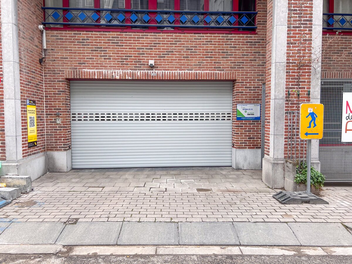 Parcheggio Saint-Josse-ten-Noode – Rue du Vallon, Bruxelles