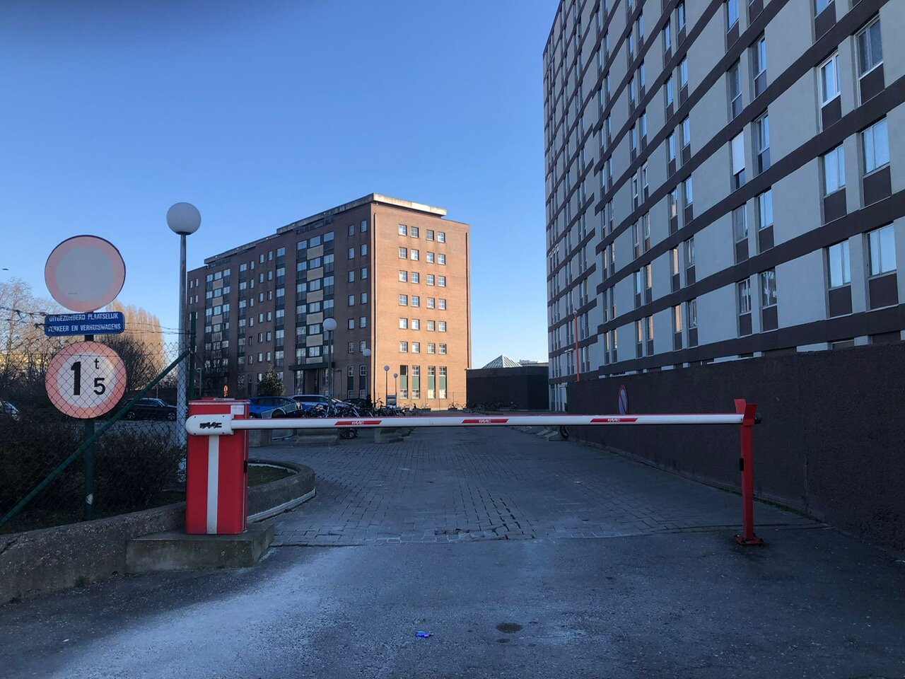 Wijnen's parkeerplaats - parkeren nabij Trix, Antwerpen