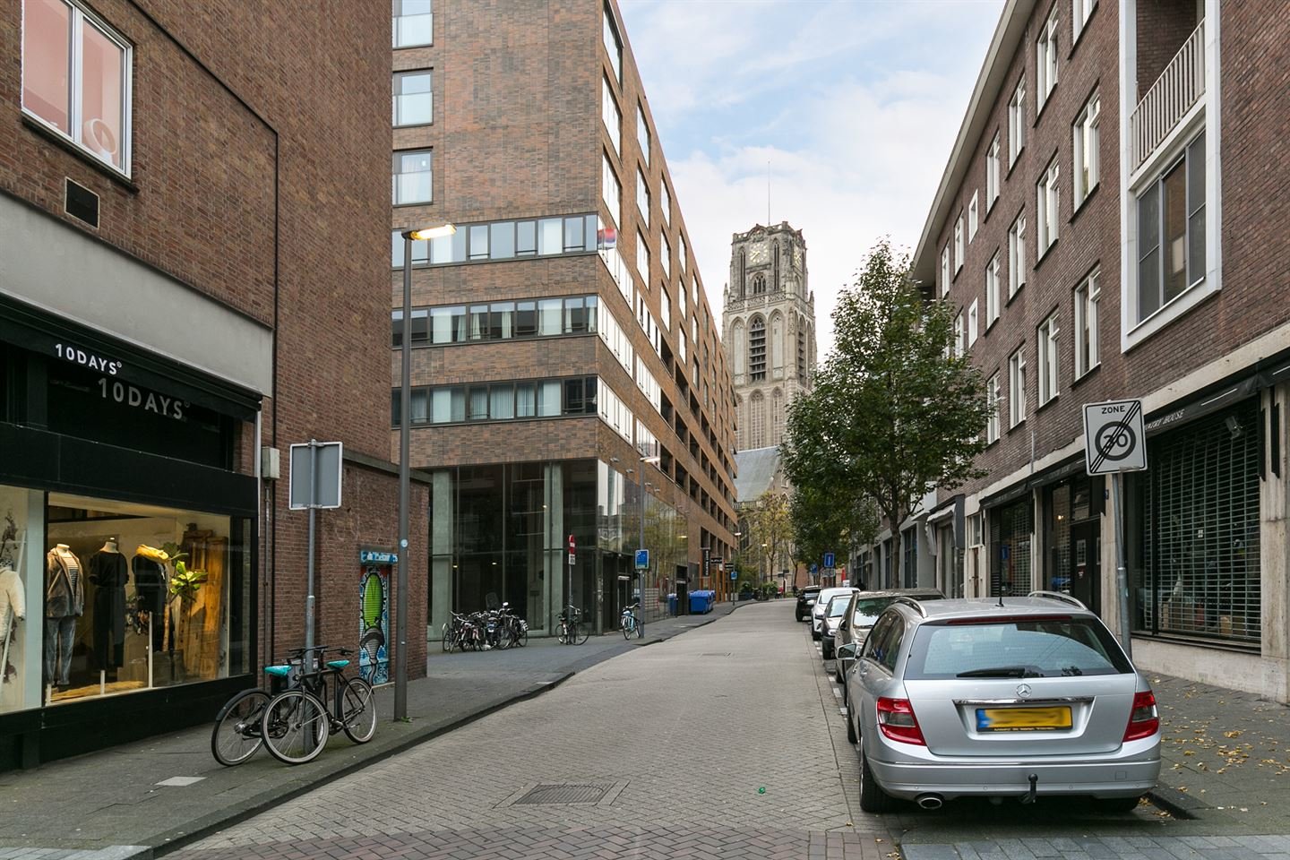 Parcheggio di Tim - parcheggio vicino a Meent Rotterdam