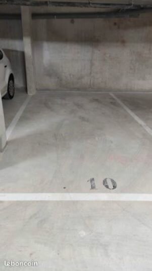 Parking de Hugues - parking cerca de Le Kremlin-Bicêtre