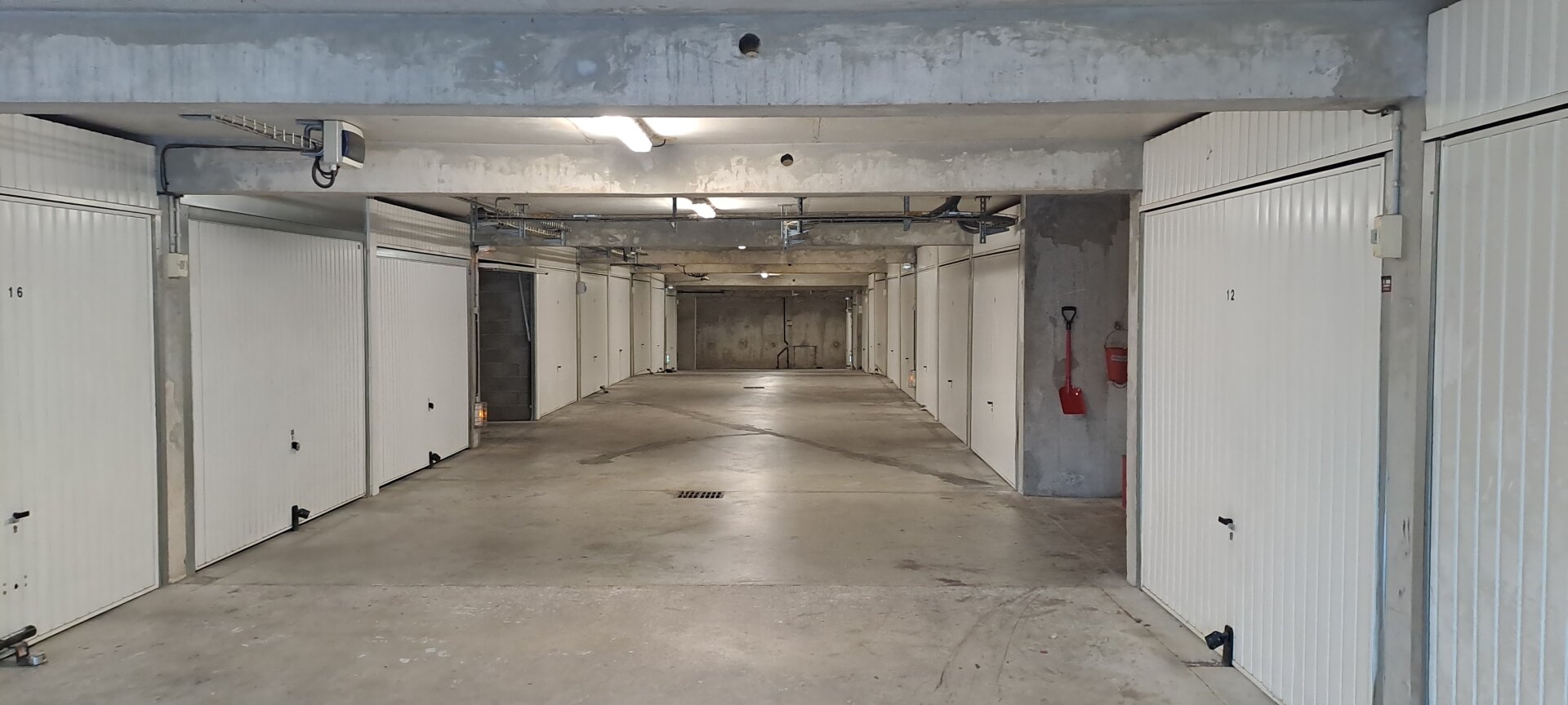 Parking Argile's - dicht bij het Orange Vélodrome, Marseille