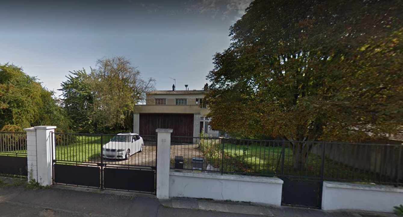 Younes' Parkplatz - Parken in der Nähe von Viry-Châtillon