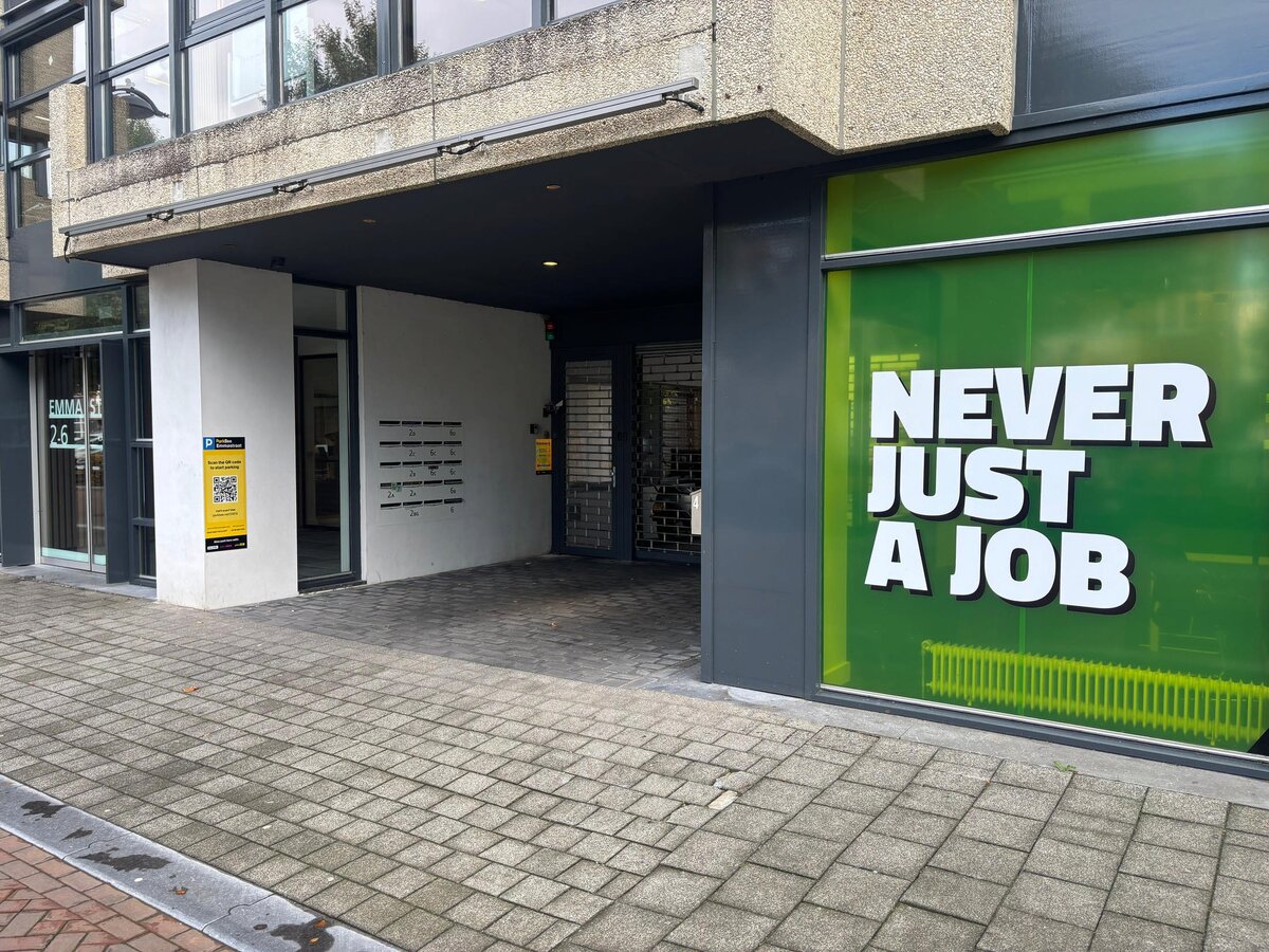 Parkeerplaats Emmastraat - Station Breda