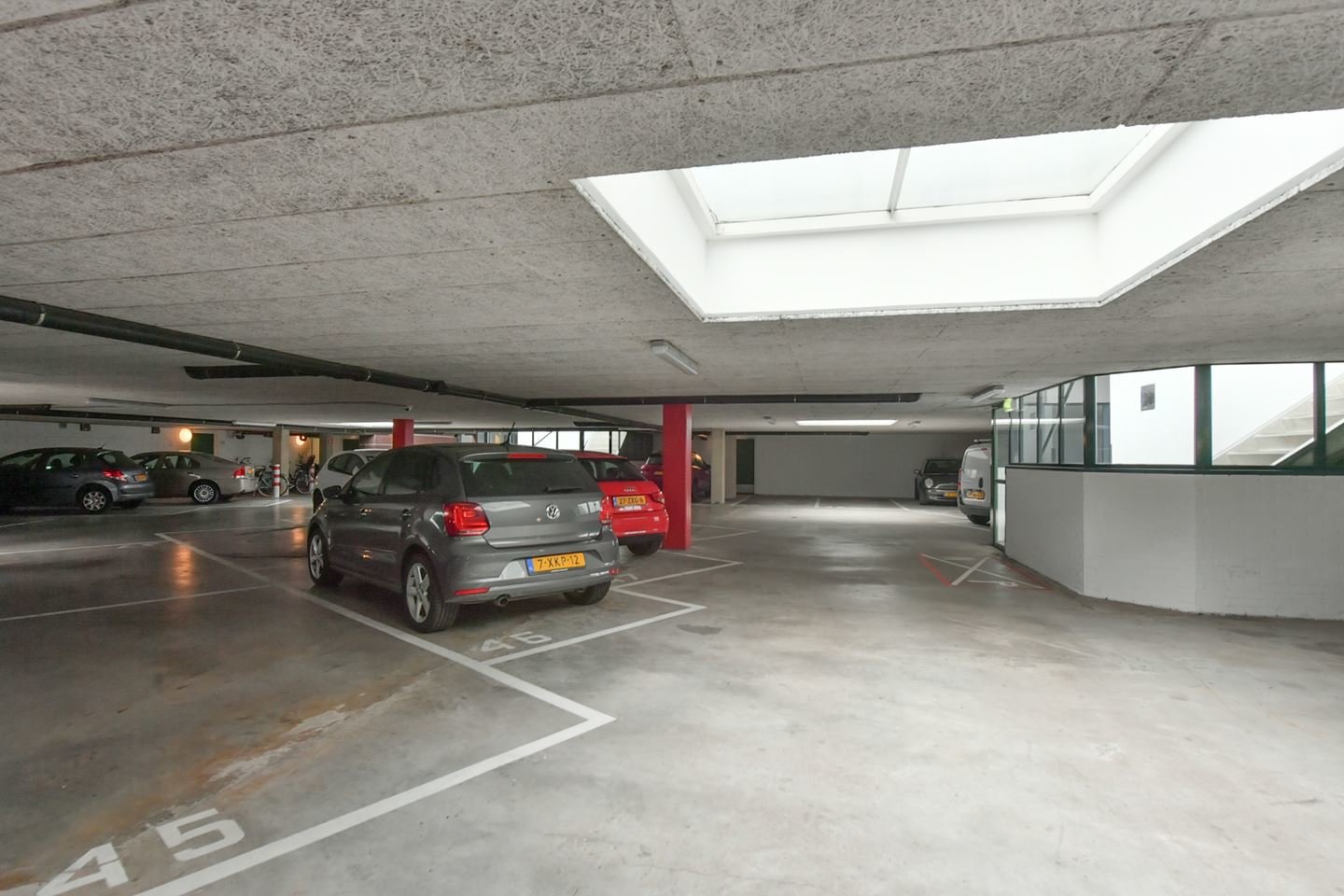 Il parcheggio di L.J. - parcheggio vicino alla Casa di Anna Frank