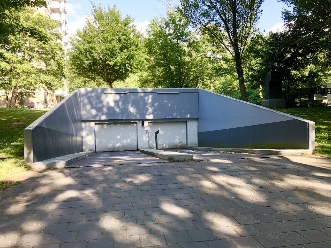 Lahcen's parking spot - parking close to Vondelpark, Rembrandtpark