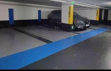 Parking de Rabahi - stationnement près de la Tour Eiffel, Champ de Mars