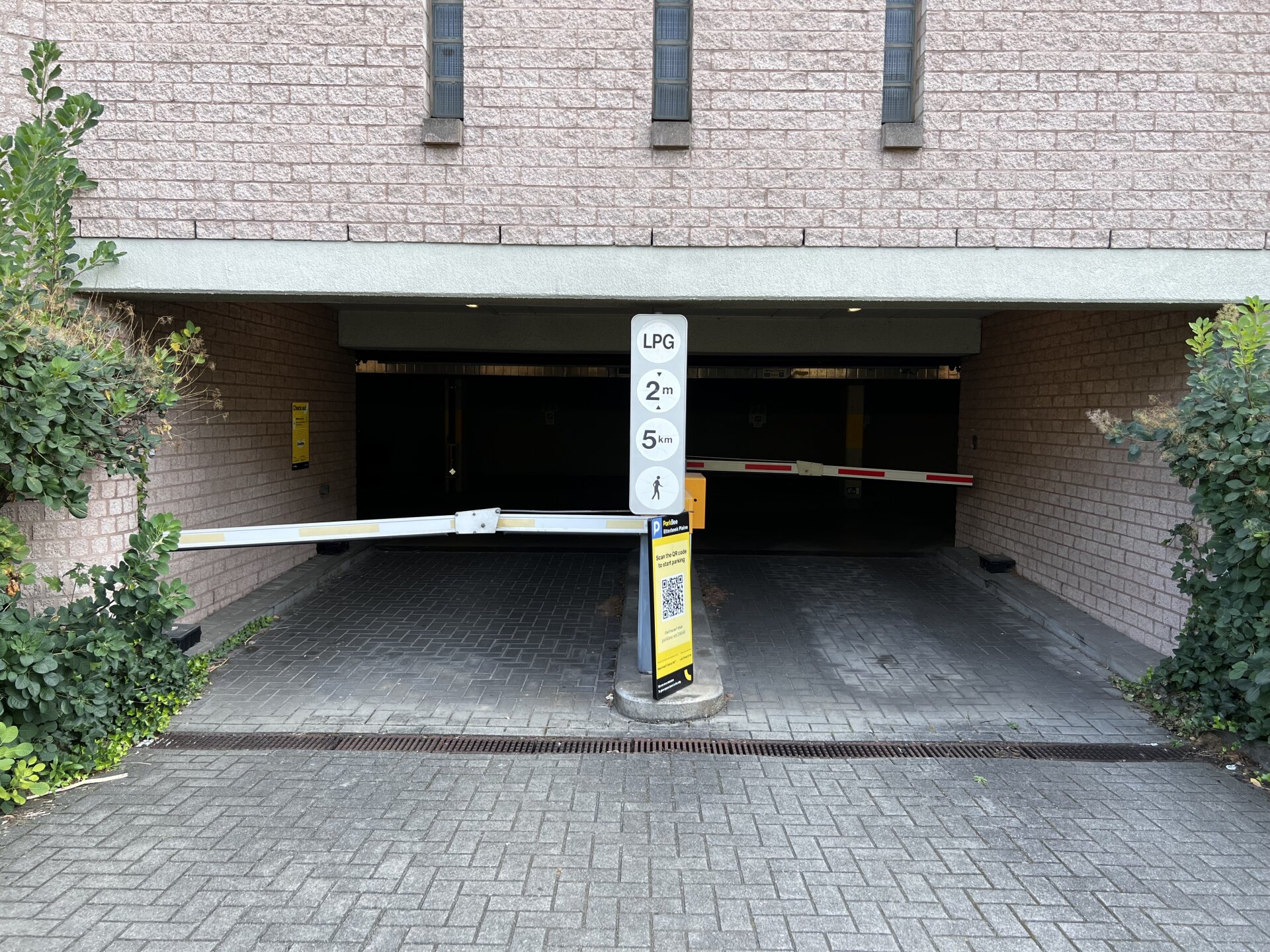 Parkeerplaats Etterbeek Treinstation Elsene