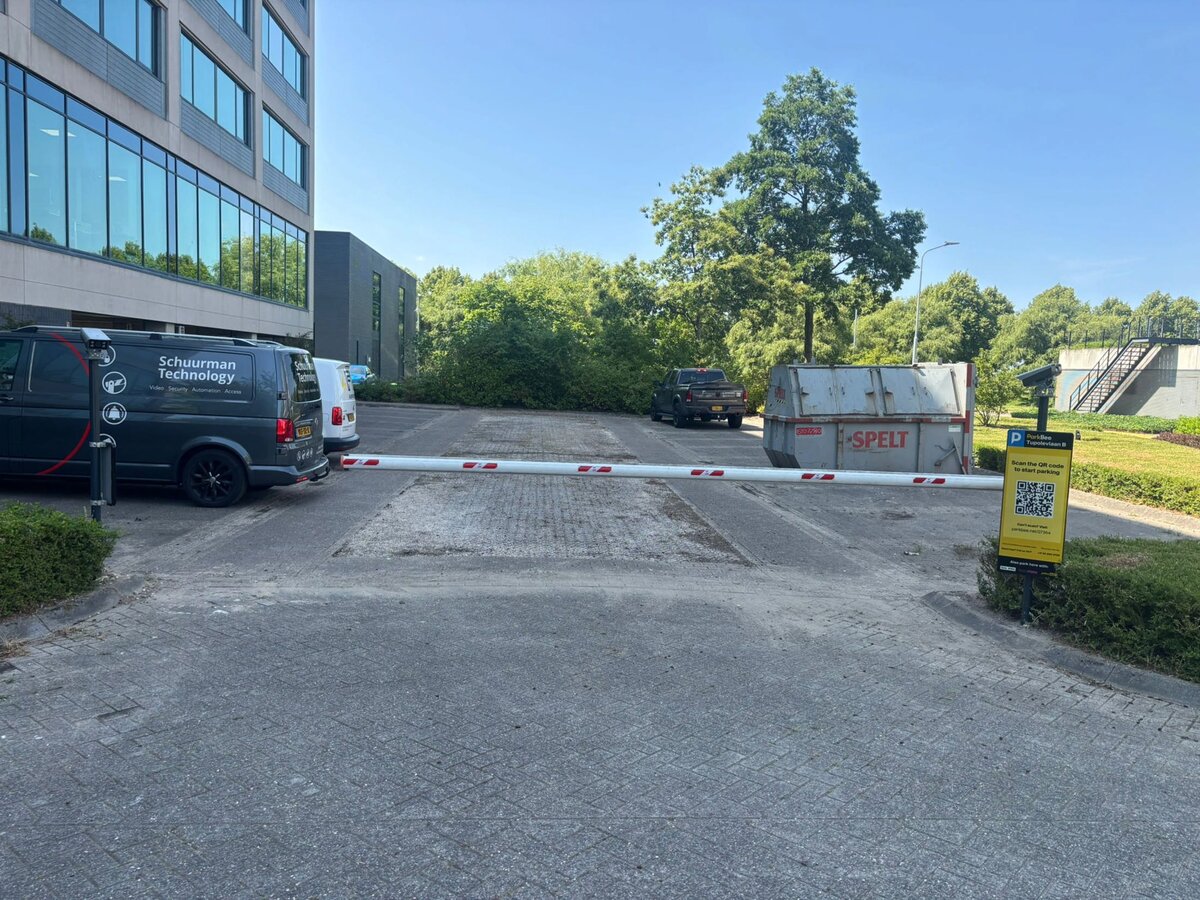 Parkeerplaats Tupolevlaan B, Schiphol-Rijk