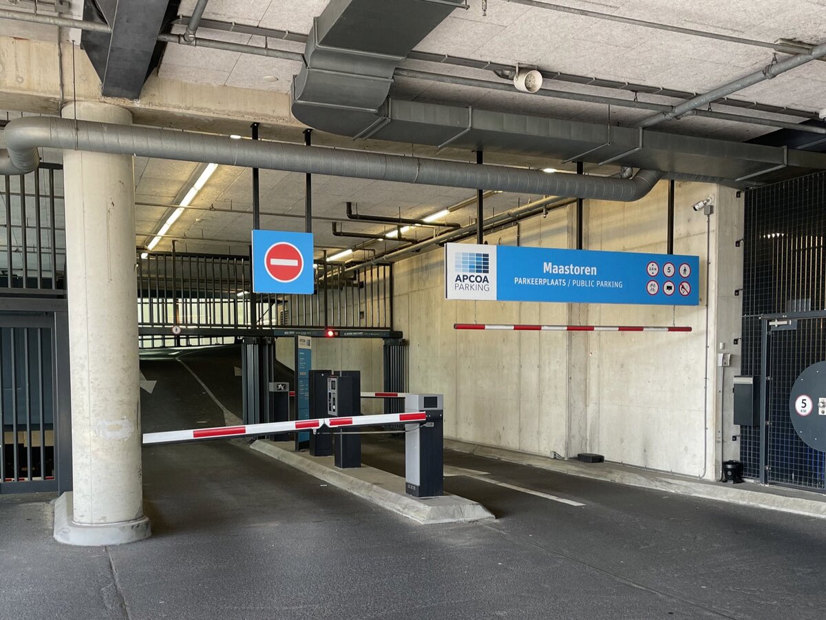 Parcheggio Kop van Zuid – Maastoren