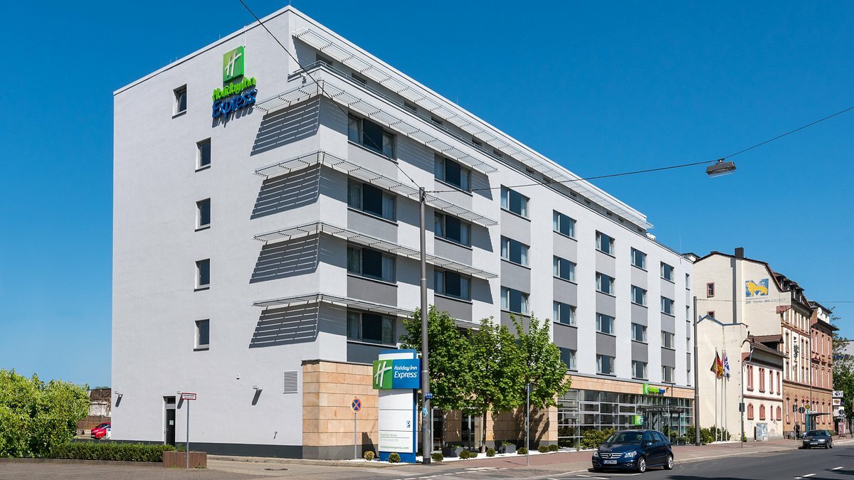 Parcheggio Frankfurt Haubtbahnhof Messe - Holiday Inn Express Frankfurt Messe