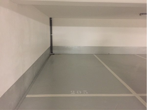 Posto auto di Benoît - parcheggio vicino alla stazione ferroviaria di Chaville Rive Gauche