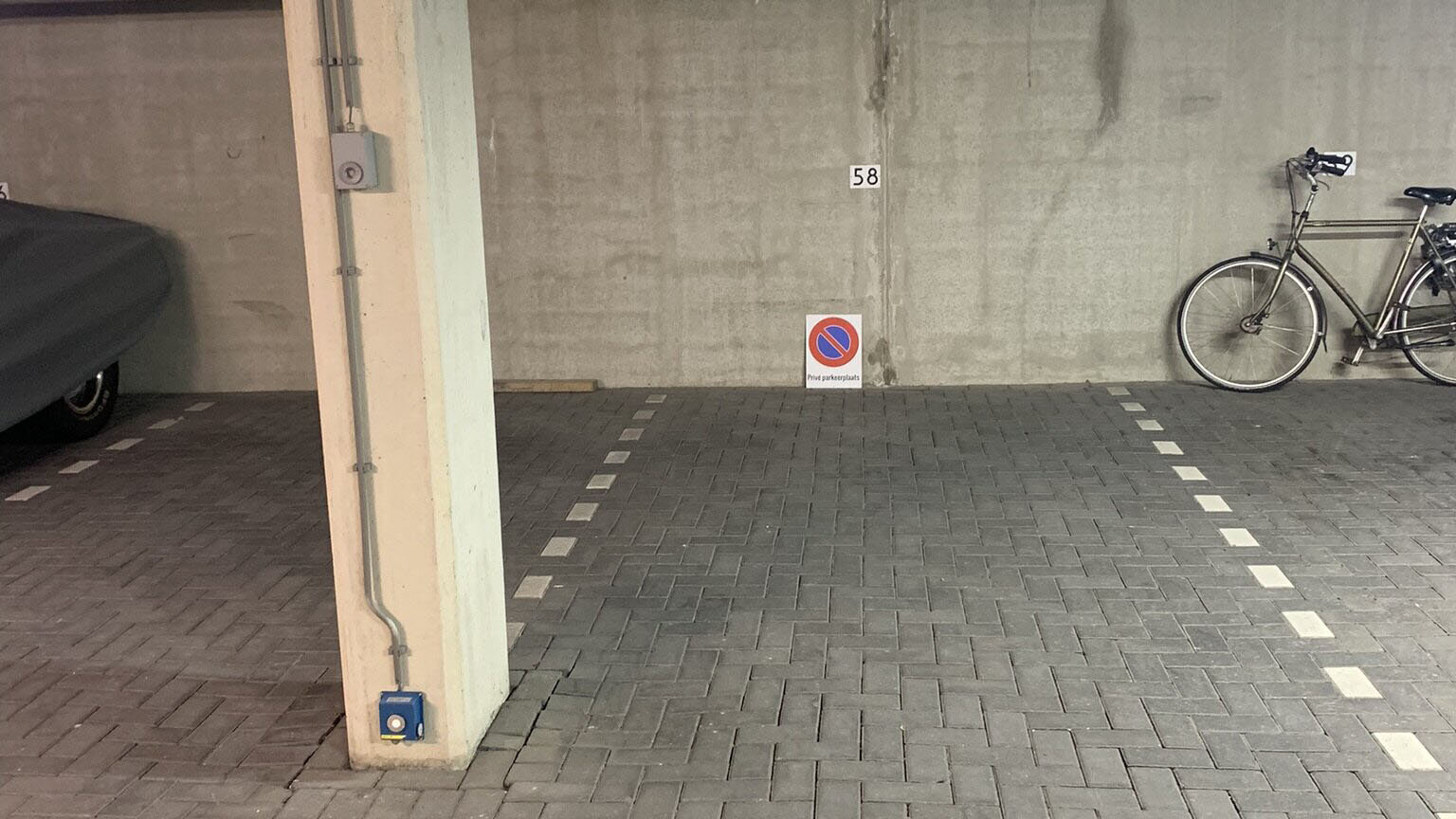 Posto auto della Luna - parcheggio vicino a De Pier Scheveningen