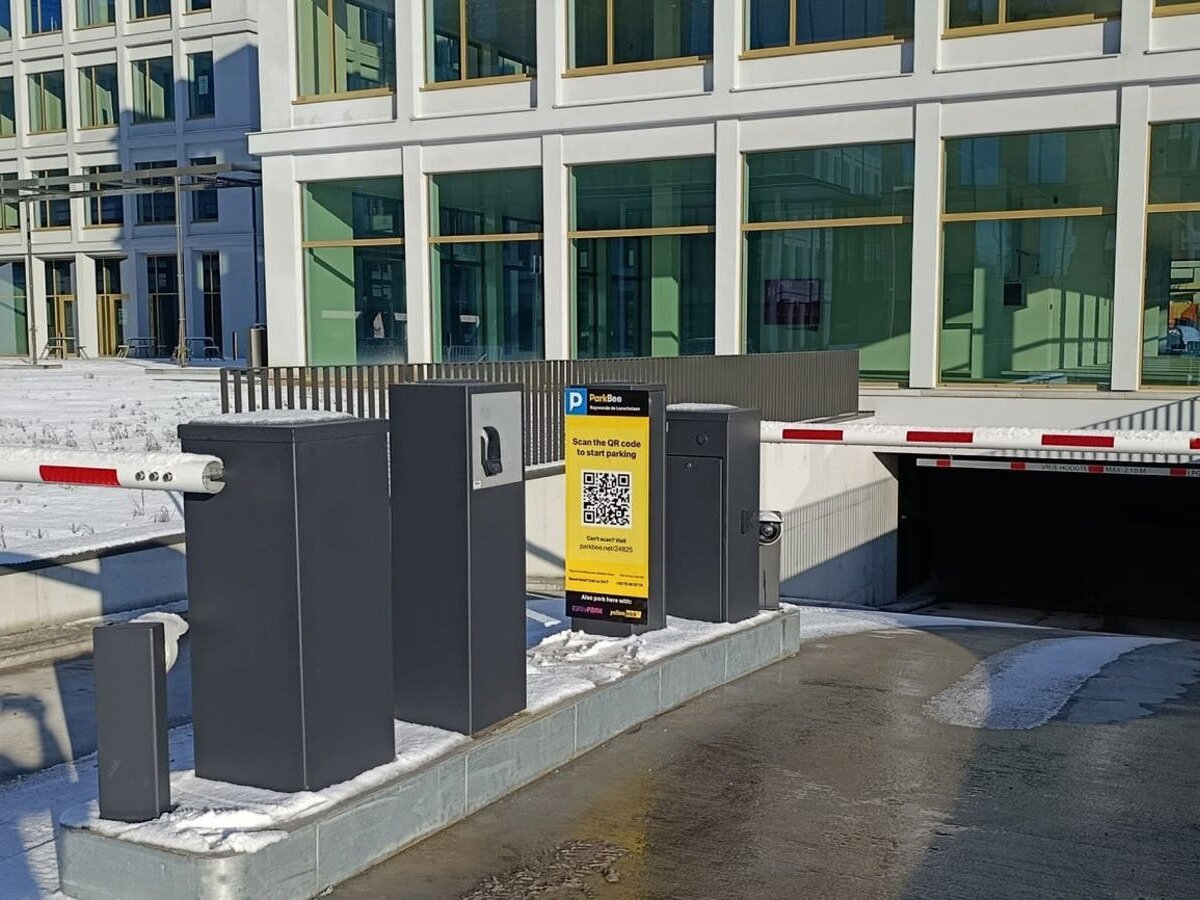 Parking  Raymonde de Larochelaan, Ghent