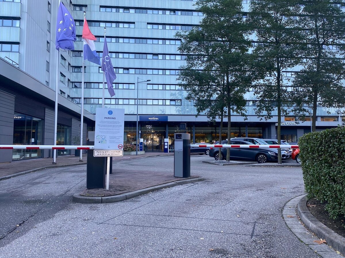 Parkeerplaats Novotel Amsterdam City