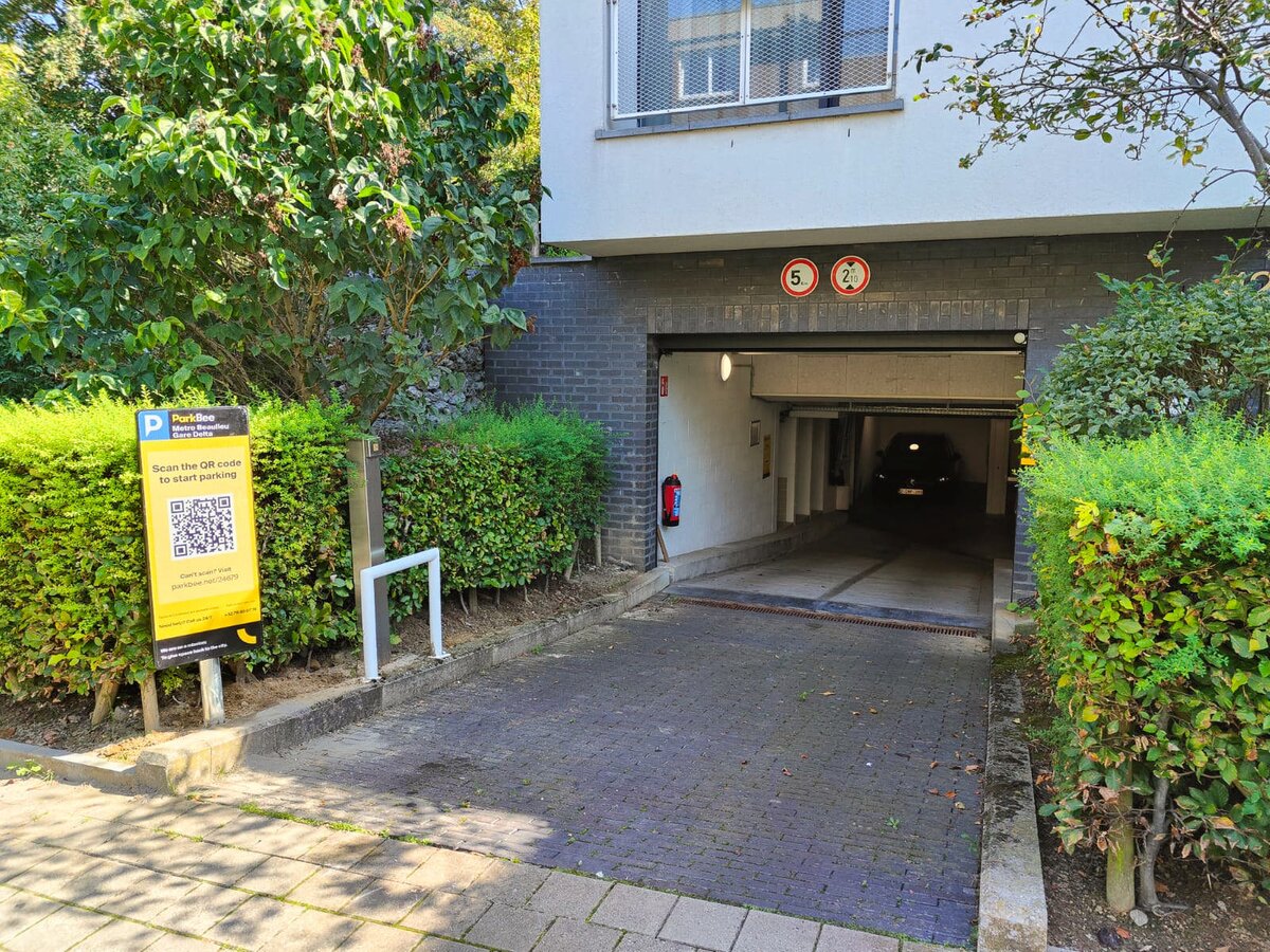 Parking Beaulieu Metro Brussels
