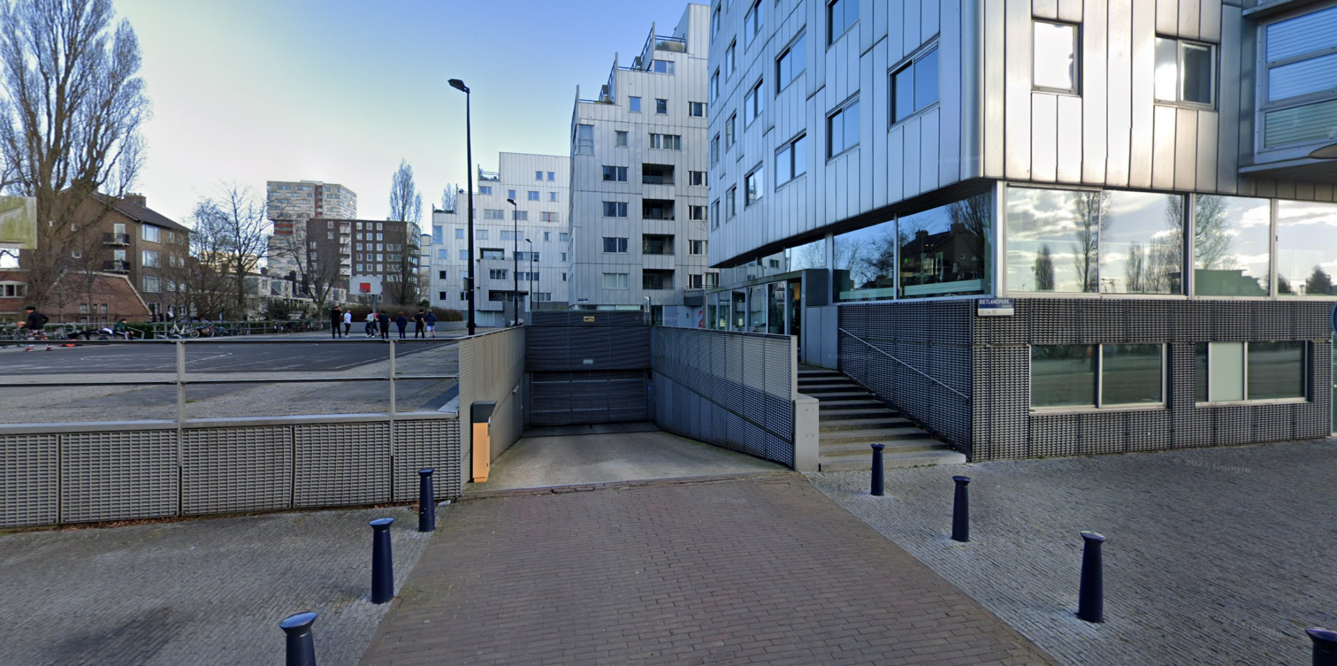 Kates parkeerplaats - parkeren dichtbij Eastern Docklands, Amsterdam